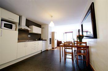 Short Group Liceu Serviced Leilighet Barcelona