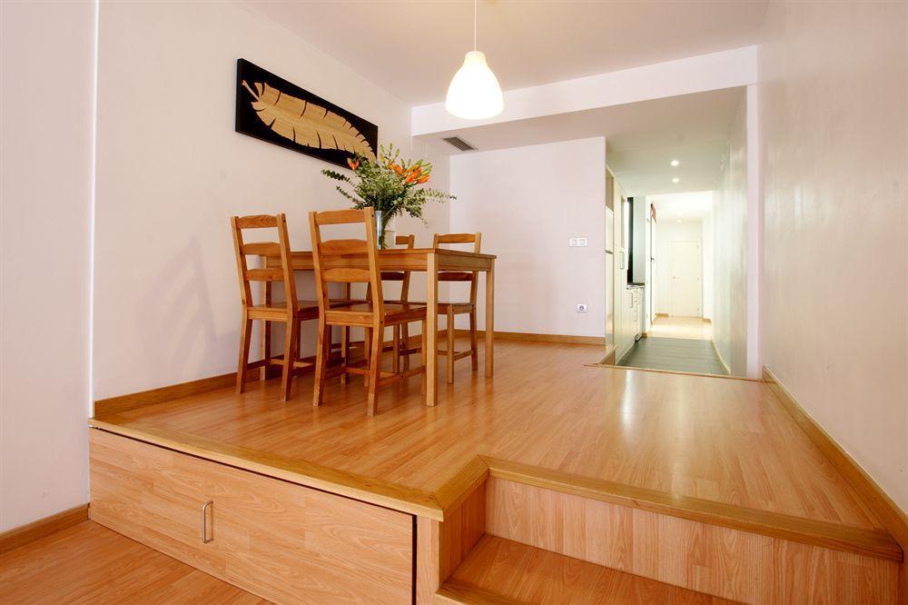Short Group Liceu Serviced Leilighet Barcelona